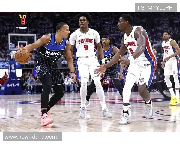 开拓者客场挑战活塞阿夫迪亚领衔首发阵容对决康宁汉姆与杜伦